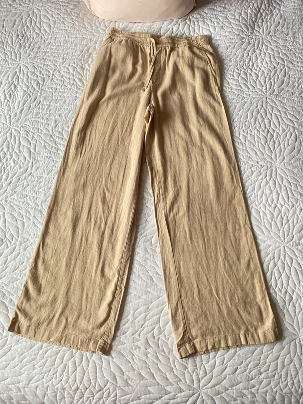 Beige Wide-Leg Pants – Size 10 Tall - Picture 3 of 7